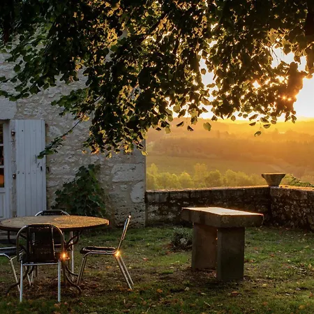 Alojamento de Acomodação e Pequeno-almoço Domaine De Prim' - D'hôtes Montazeau